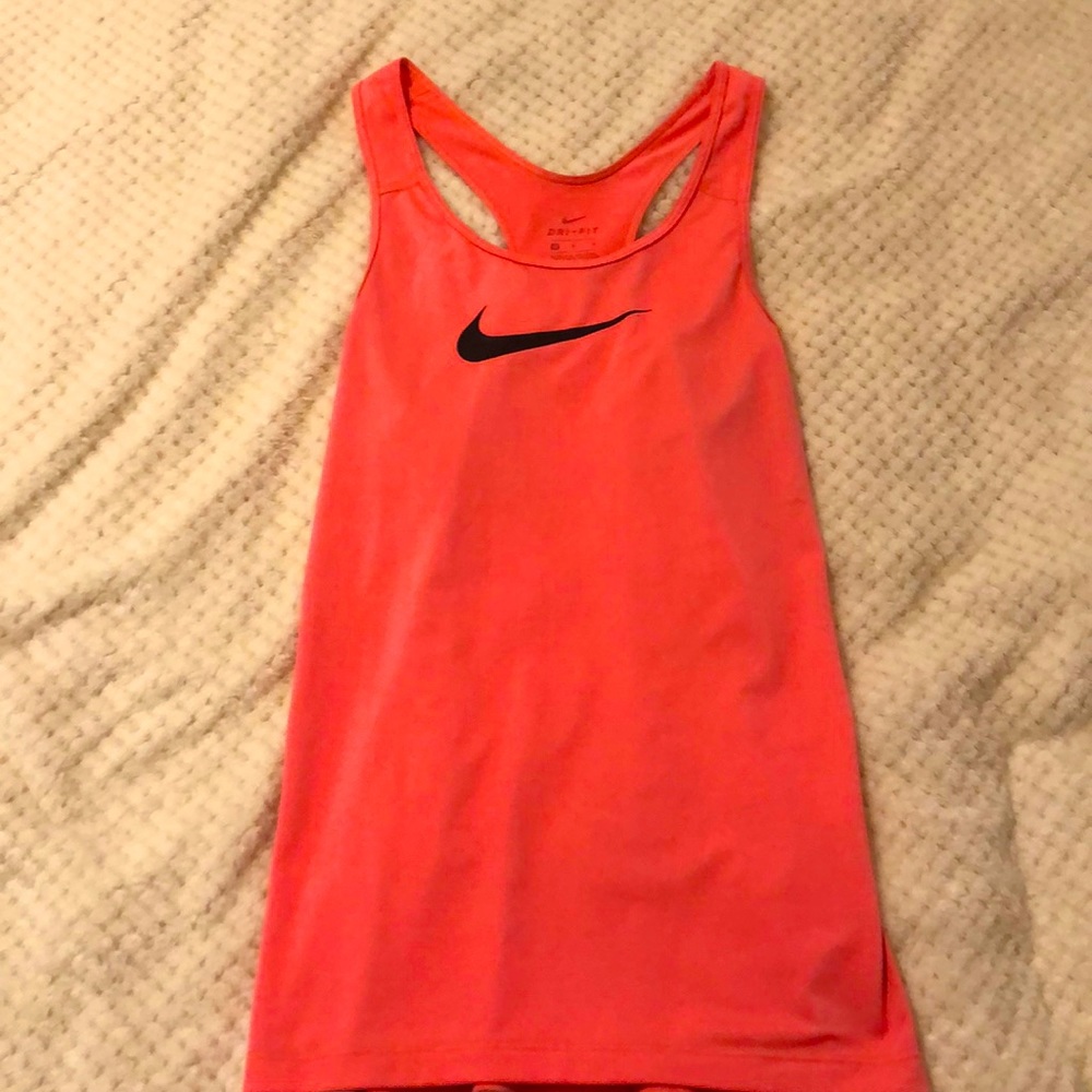 Peach tank